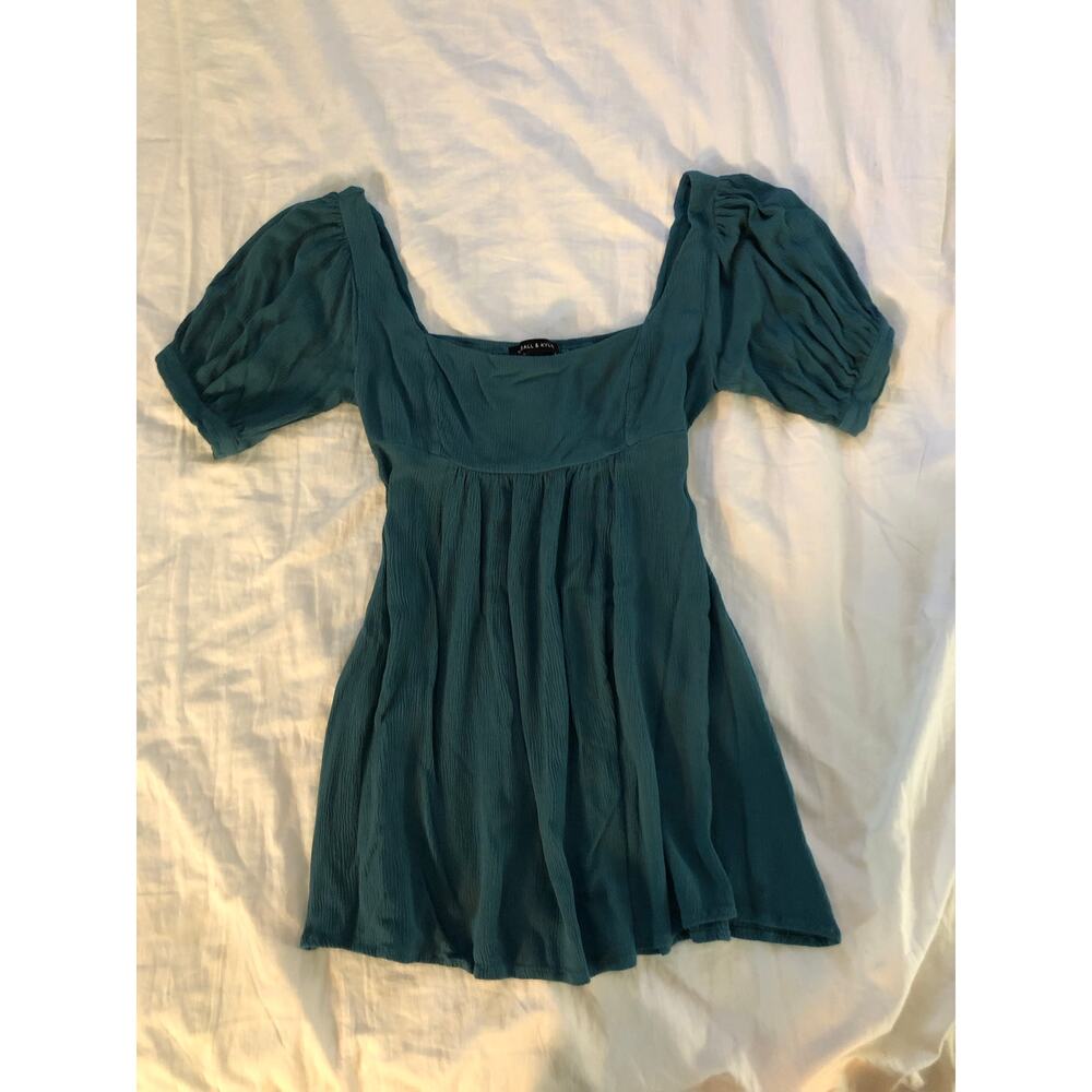Kendall & Kylie blue/green flowy top Small